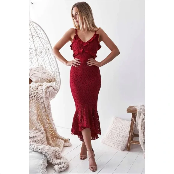 lady black tie dresses Long Lace Formal Black Evening Dress - 4XL - Elegant Lace Detailing - Short Sleeves main image 0